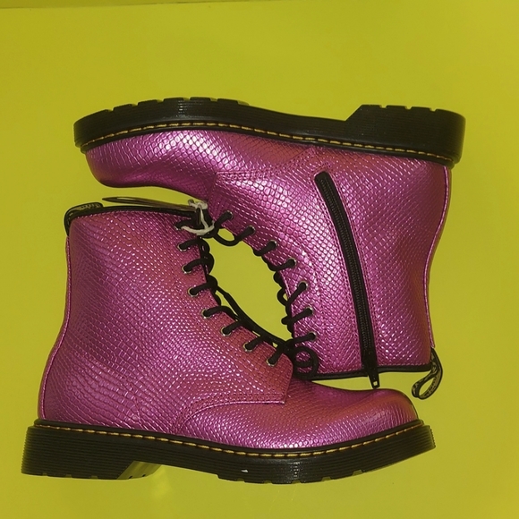 Dr. Martens1460 Reptile Emboss Boots - Picture 4 of 11